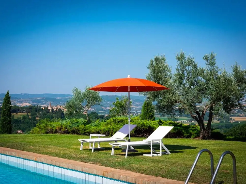 Umbrian Charm with Pool Alfresco Delight