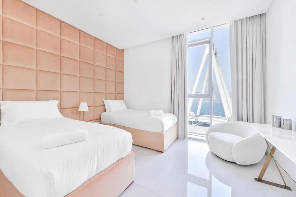 Spectacular 3 BR condo with maids room facing the Dubai Eye