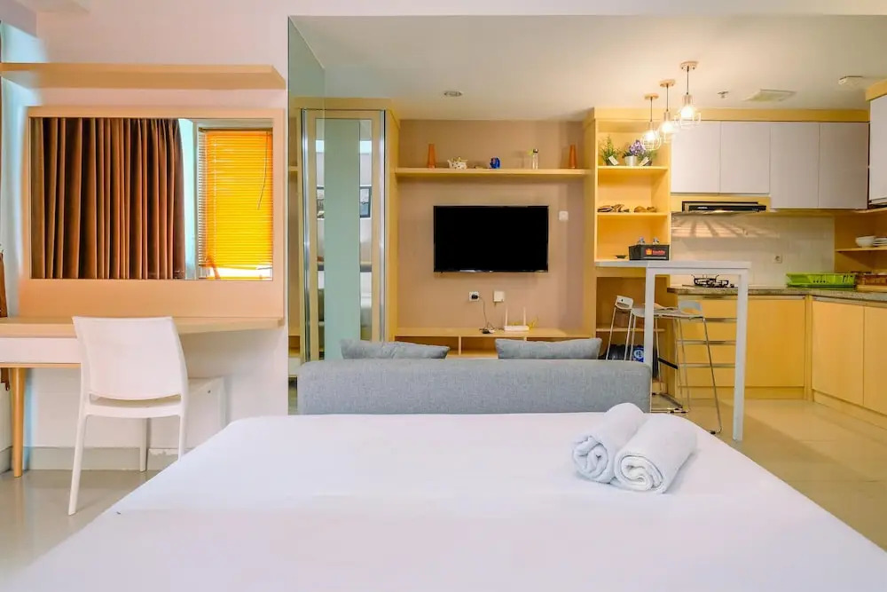 Modern and Spacious Studio with City View @ Grand Kamala Lagoon Apartment