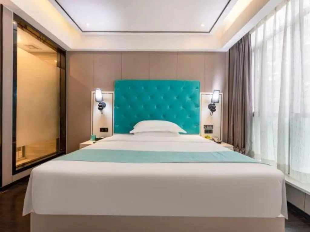 Xana Hotelle Huizhou Big World