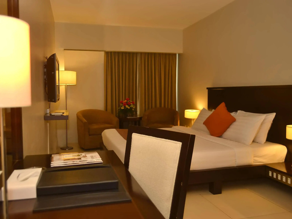 Goldland Millenia Suites