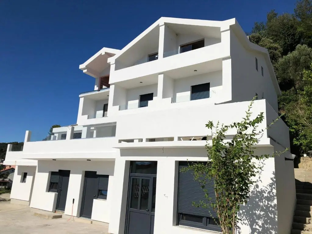Apartments Palit