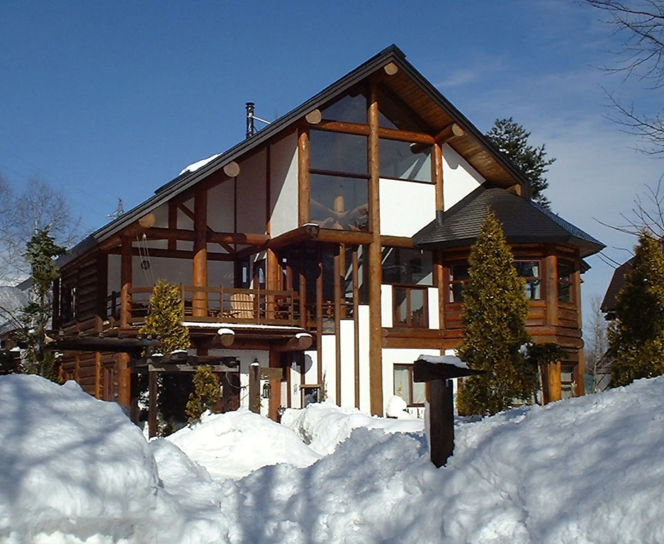 Hakuba Pension & Log Hotel Meteor