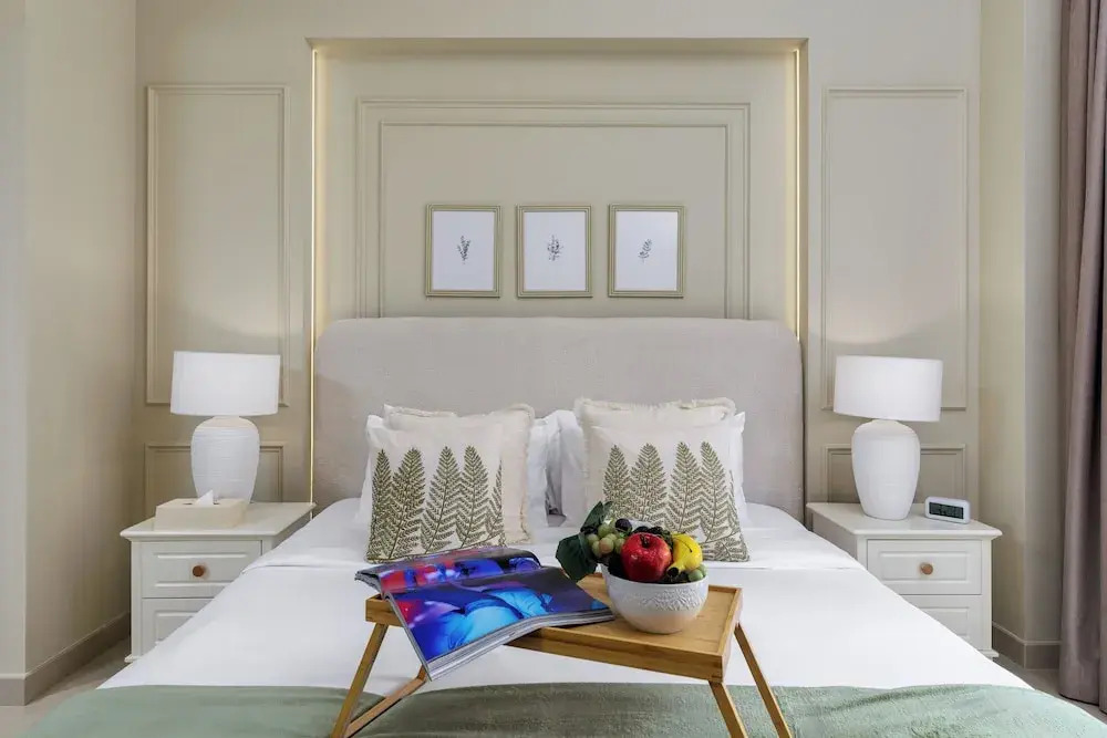 Maison Privee - Creekside Elegance w/ Canal Vws at Creek Beach