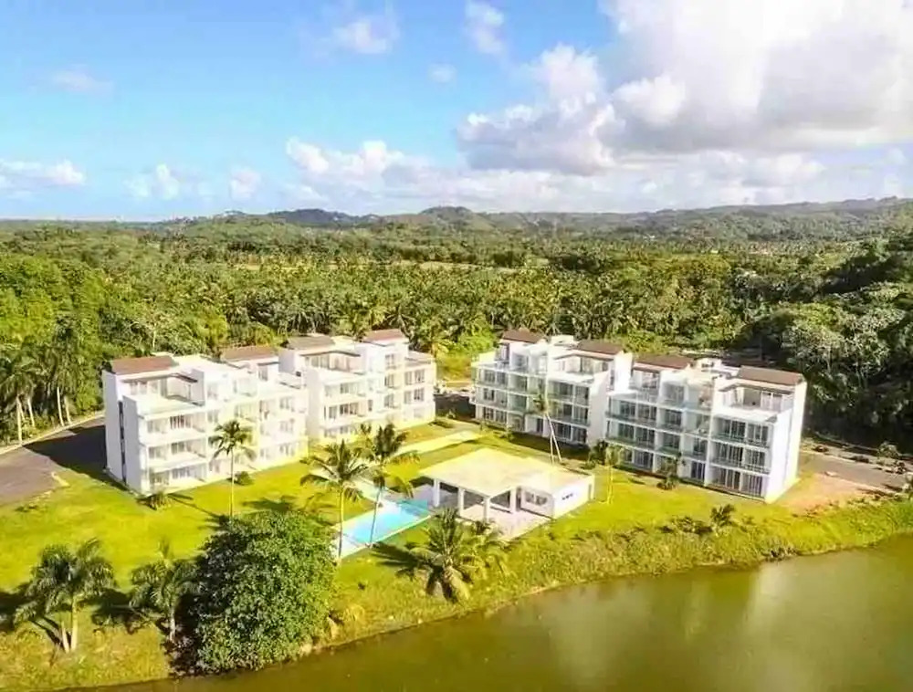3BR Beach Condo Lakeview Playabonita Pool LUX
