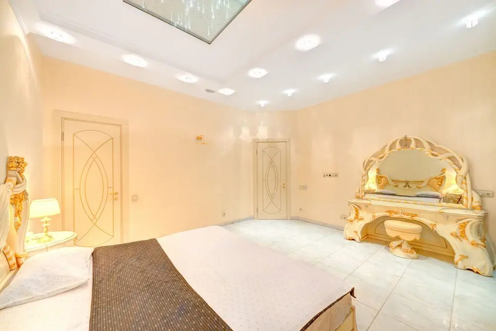 Apartment near Kiev 4 km Vishneve