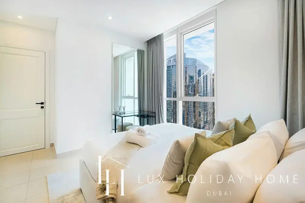 LUX The Bonnington JLT Suite