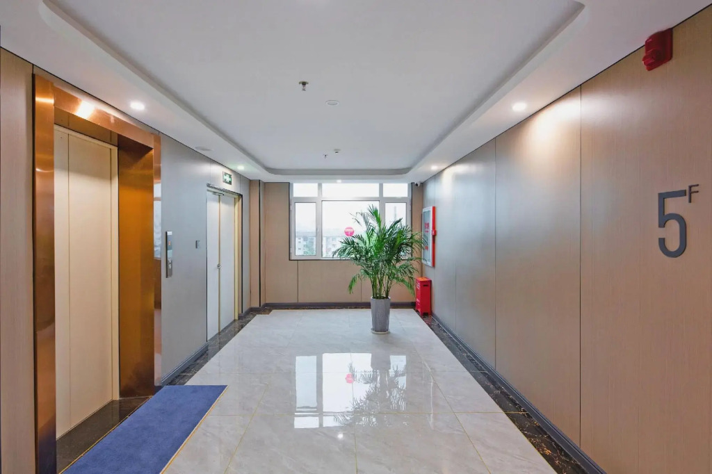 7Days Inn Hotel (Shijiazhuang Economic and Technological Development Zone Gongye Street)