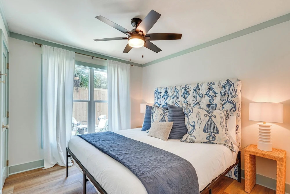 Chic PCB Getaway w/ Private Yard - Walk to Beach!