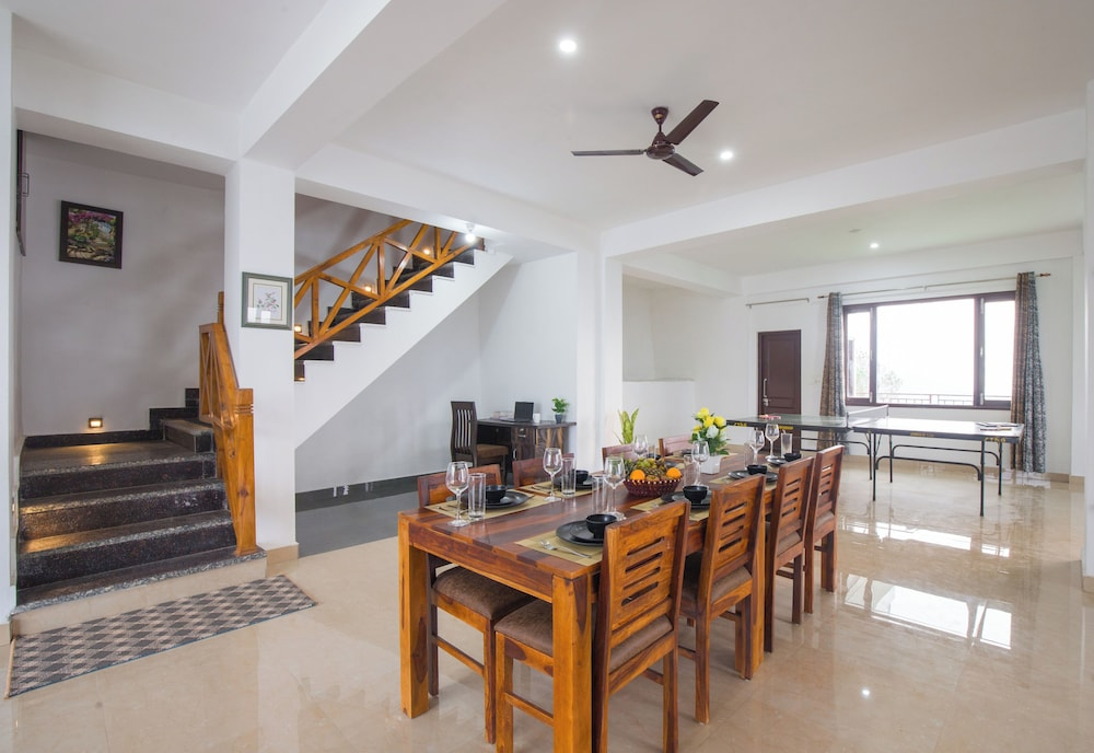 Querencia by Alaya Stays Pet-friendly 5-BHK Villa With Sunset & Hill Views