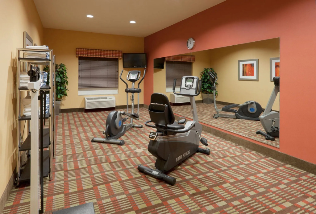 Holiday Inn Express Hotel Winona North by IHG