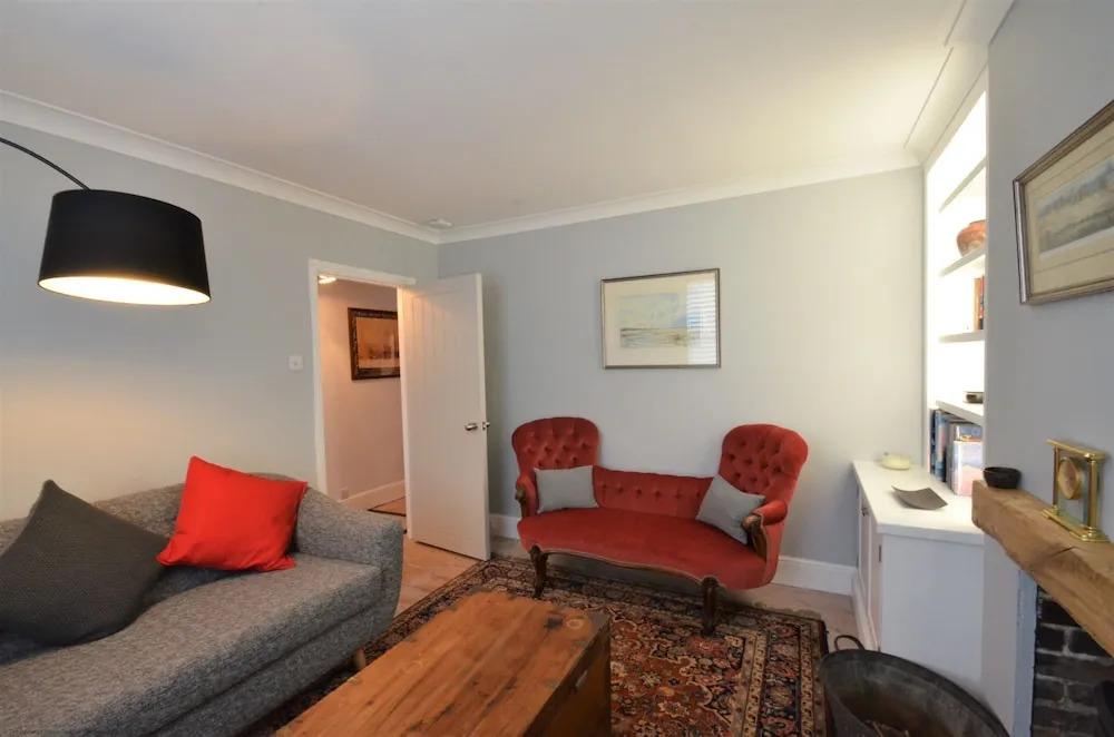 Longwall House
