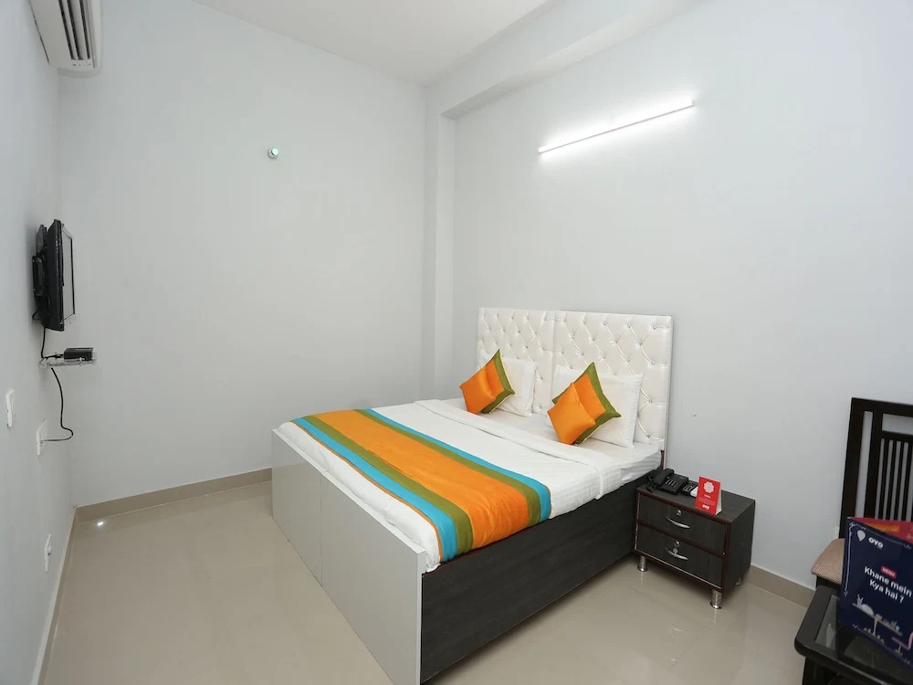 The Mango House by OYO Rooms