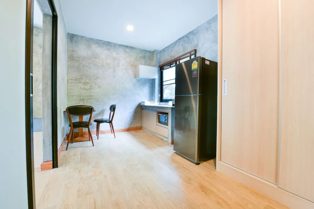 OYO 539 Loft By Busaba