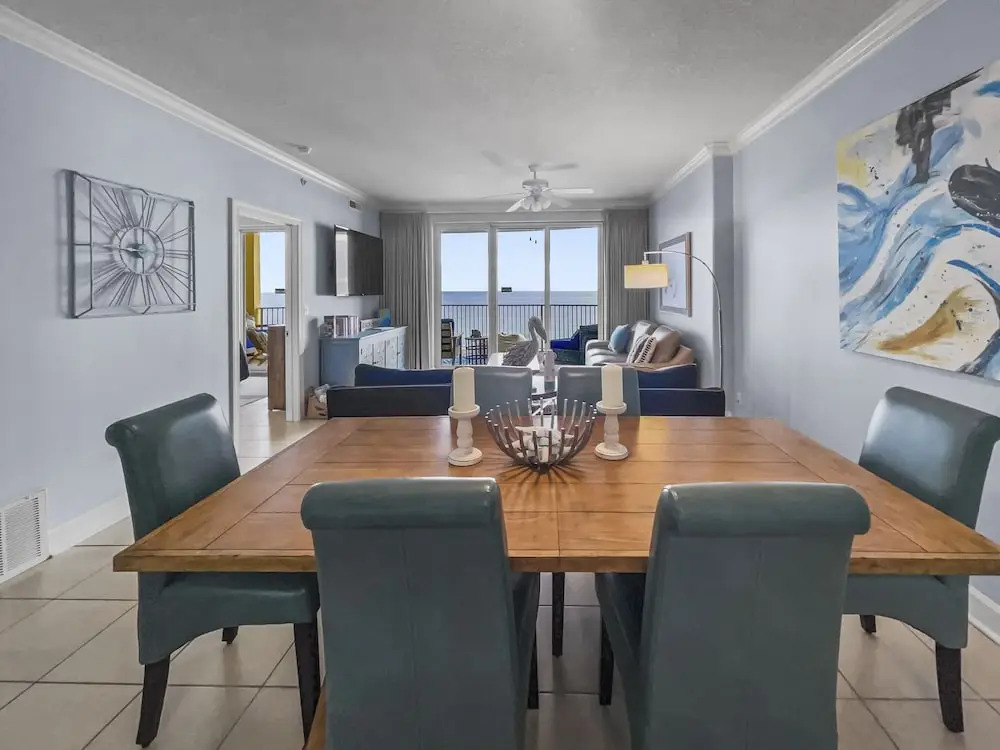 Emerald Isle 2 Bedroom Condo by RedAwning