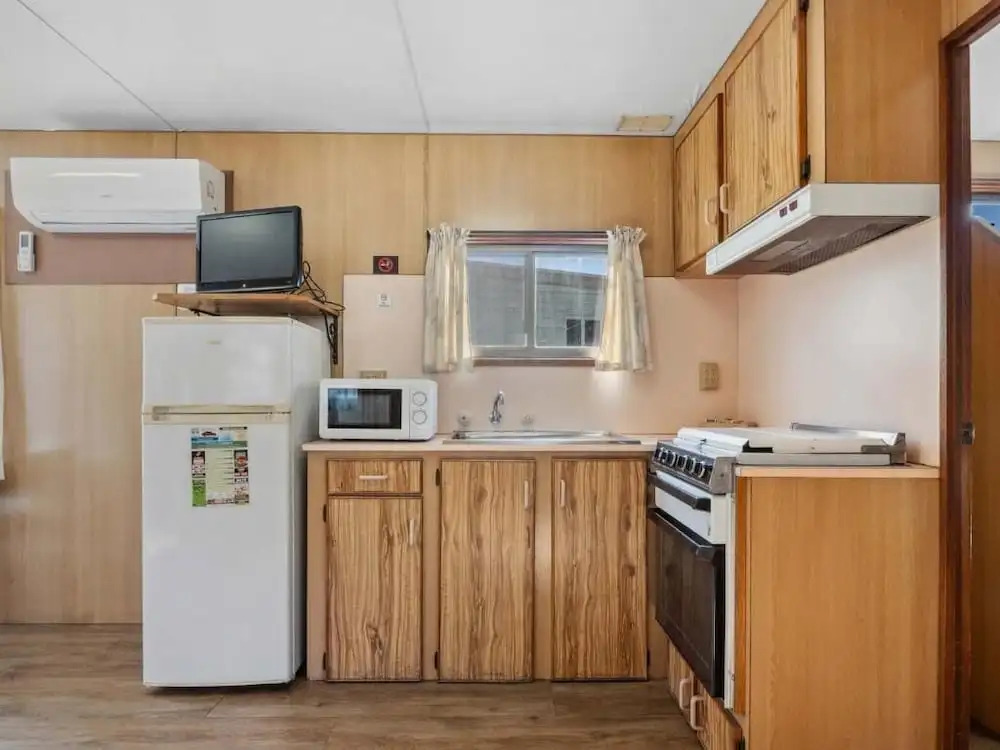 Canberra Holiday Village