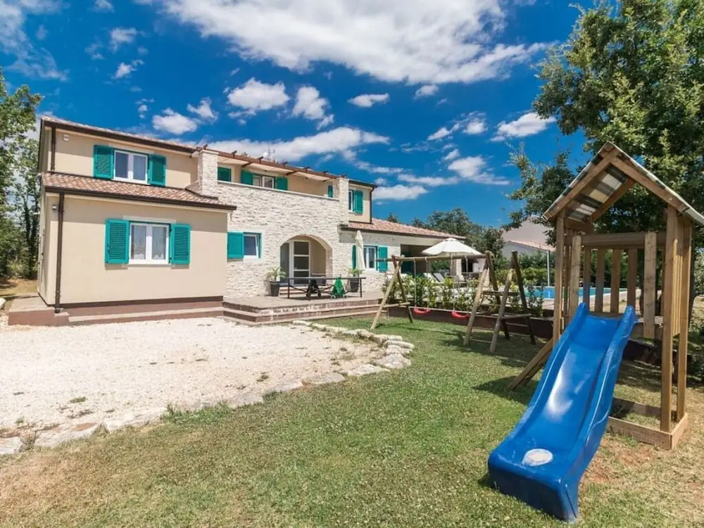 Villa Martha Comfortable Holiday Residence