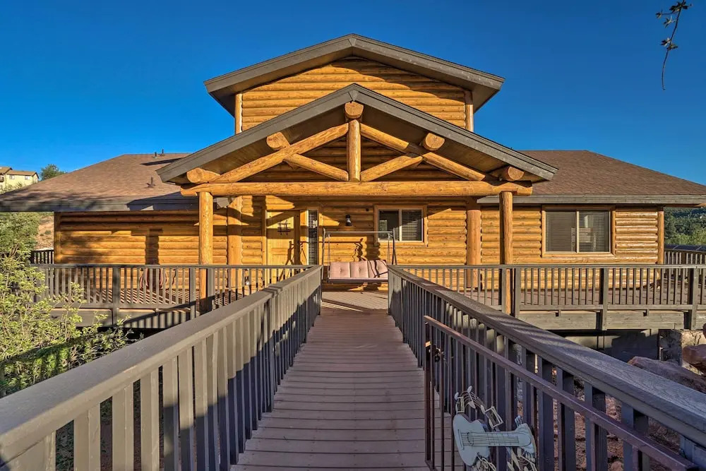 Mtn-view Gem w/ Fire Pit & Deck in Payson