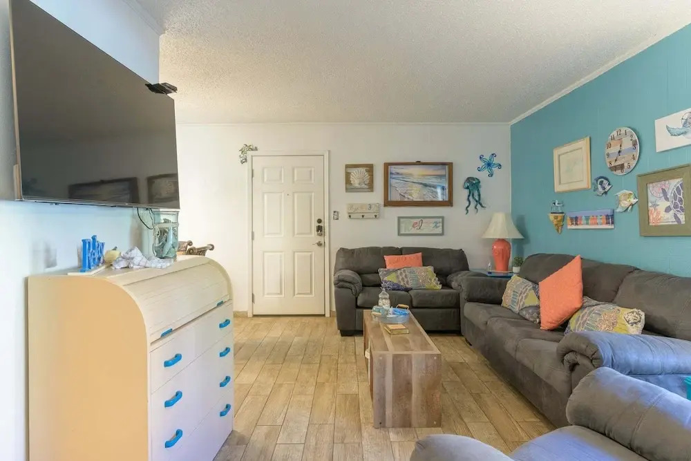 Tiki 137 - 1br Condo Sleeps 6 With Beach Access 1 Bedroom Condo