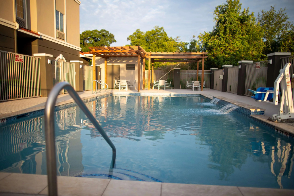 La Quinta by Wyndham Houston East at Normandy