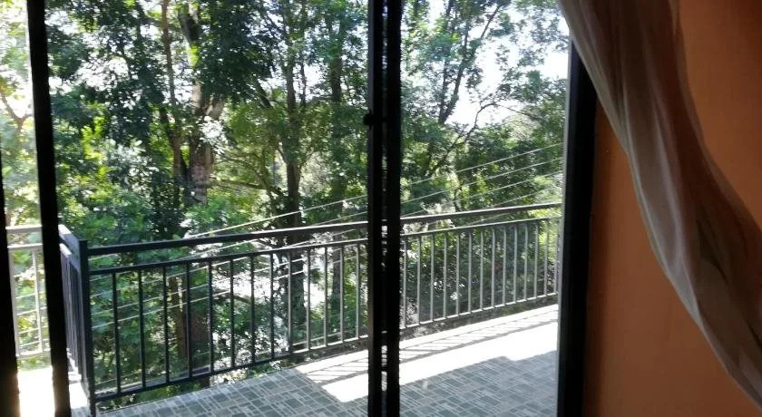 Kandy Hill Escape