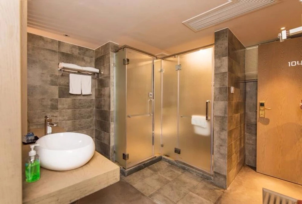 Hangzhou Yunqi Fan Path Blue b&B