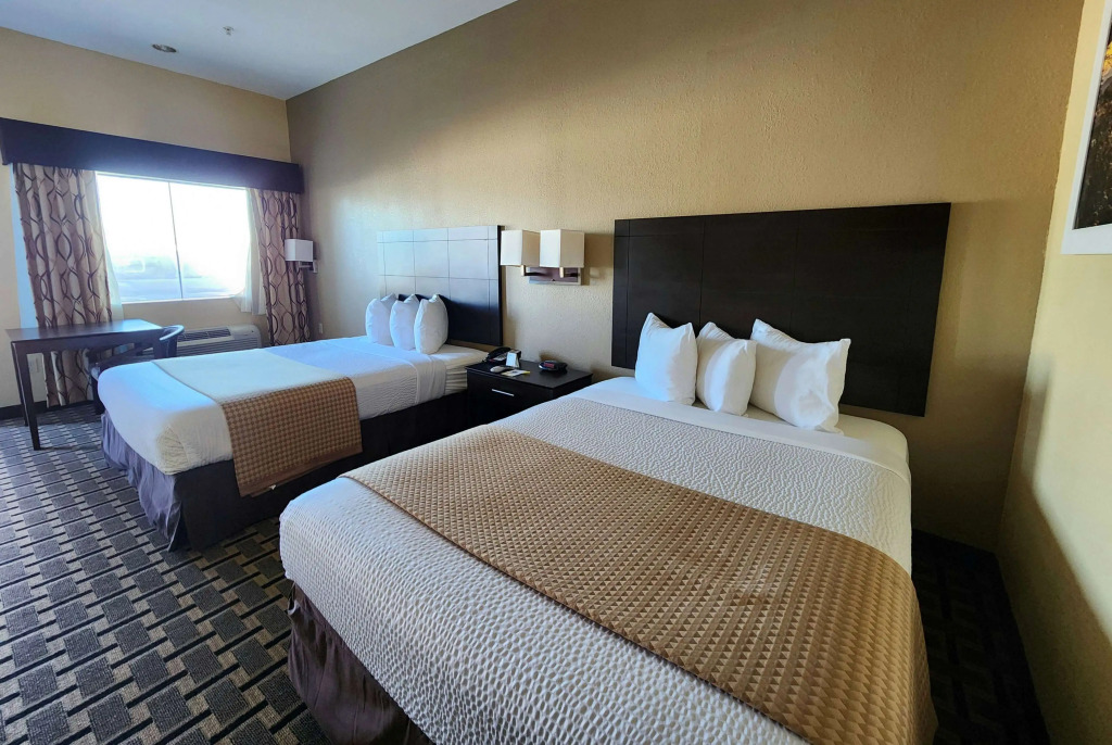 Days Inn by Wyndham Baytown East