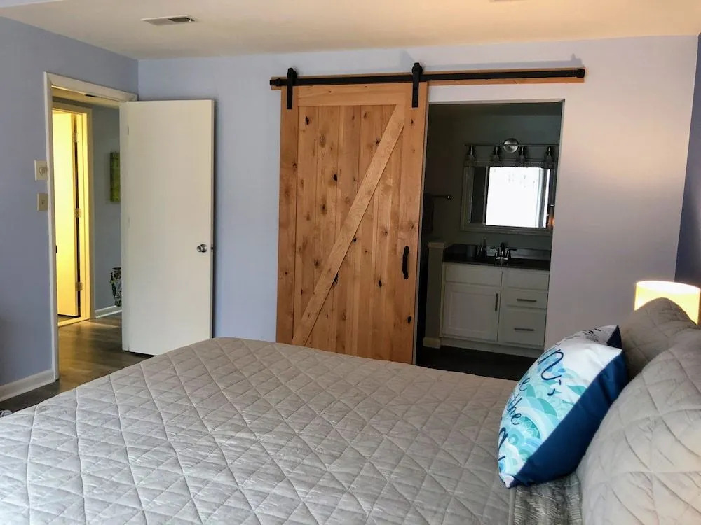 Lakeview Landing Pristine 3BR Condo