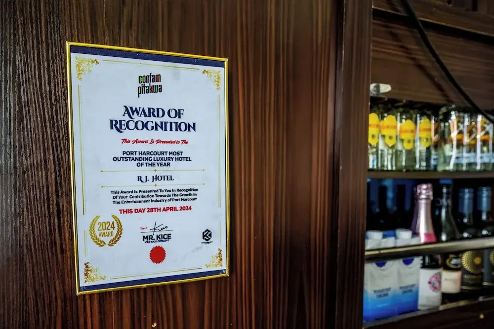 RJ Hotels And Restuarant