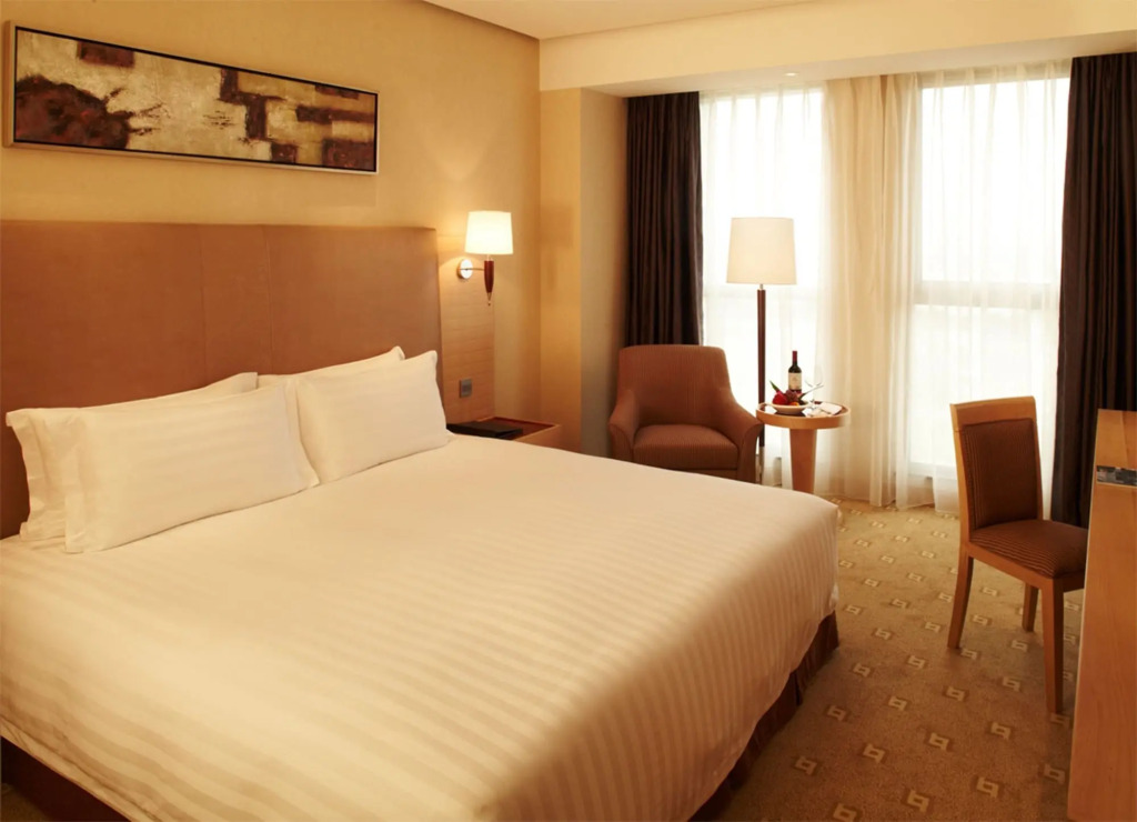 Regal Jinfeng Hotel