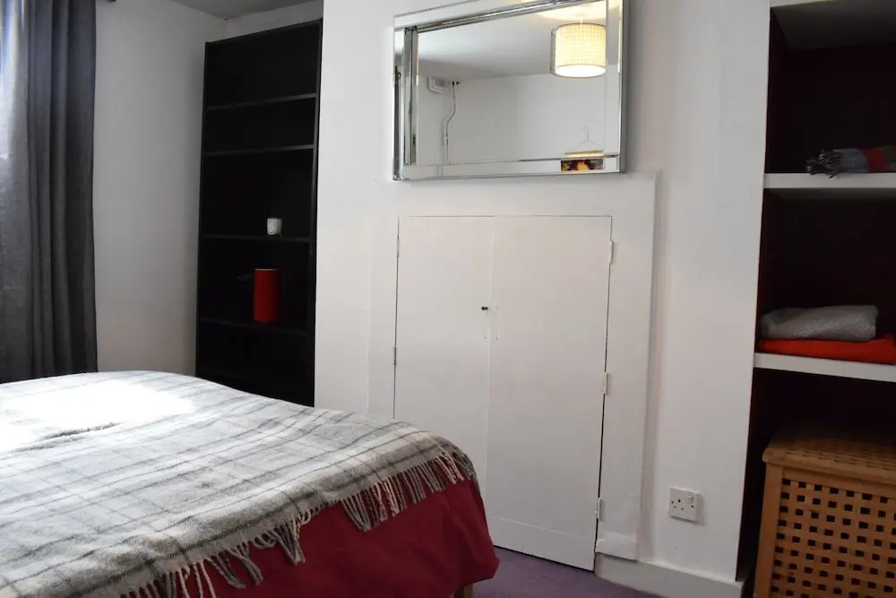 1 Bedroom Flat With Garden In Lambeth