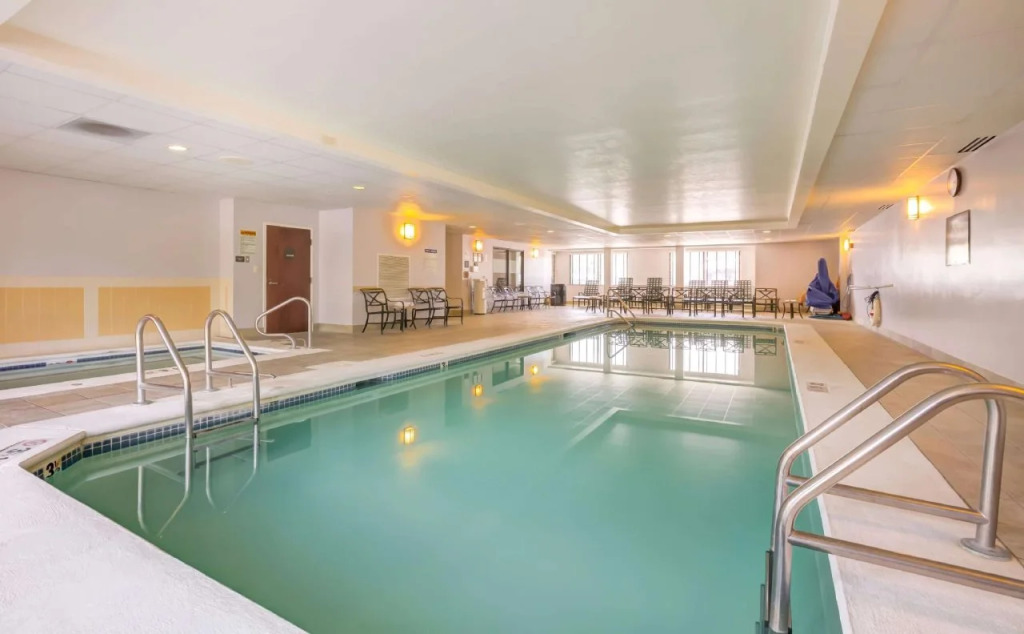 Hampton Inn Boston-Norwood