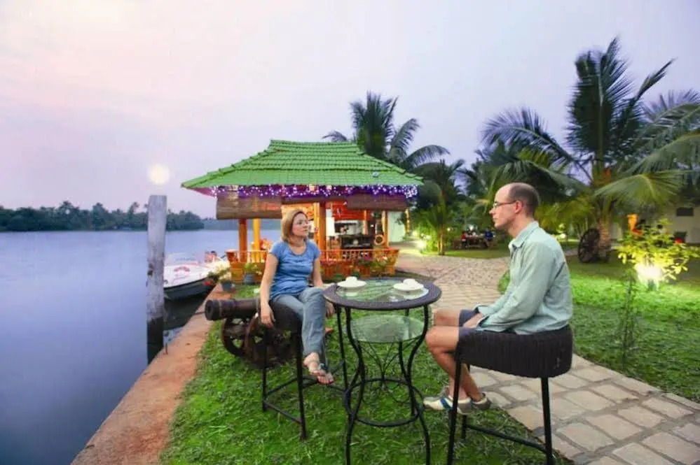 Emarald Island Floating Resort