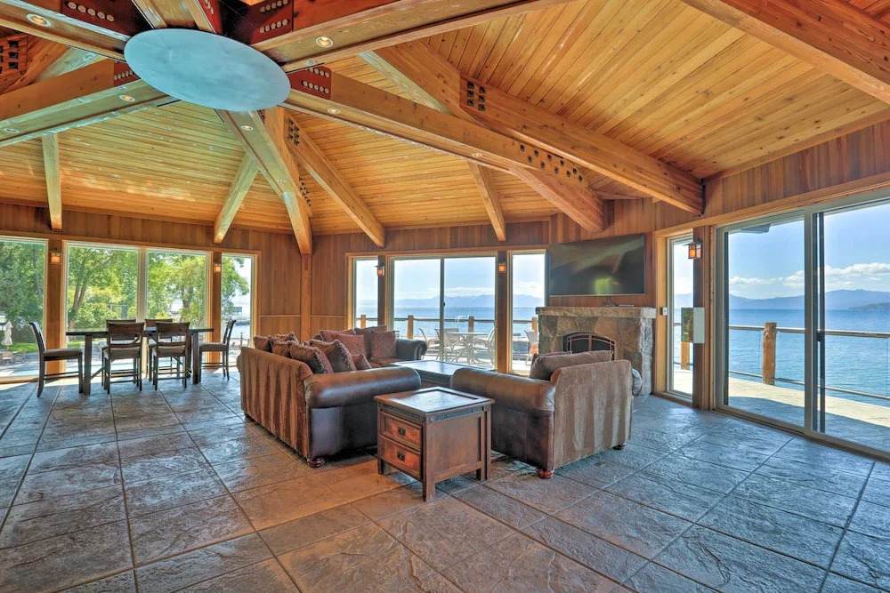 Hot Tub & Lake Tahoe Views: Kings Beach Lodge