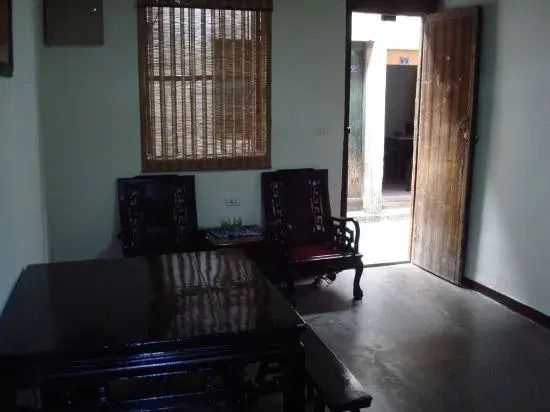 Wuzhen Dongshan Jiang Auntie Hotel