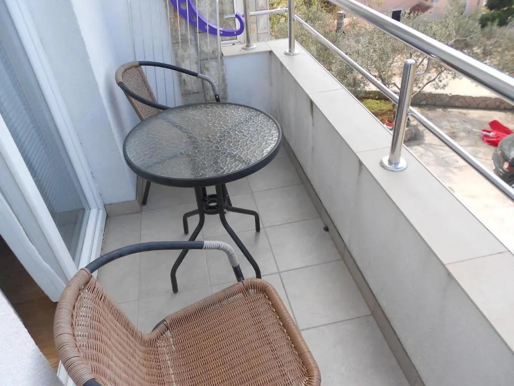 Apartments Burazer