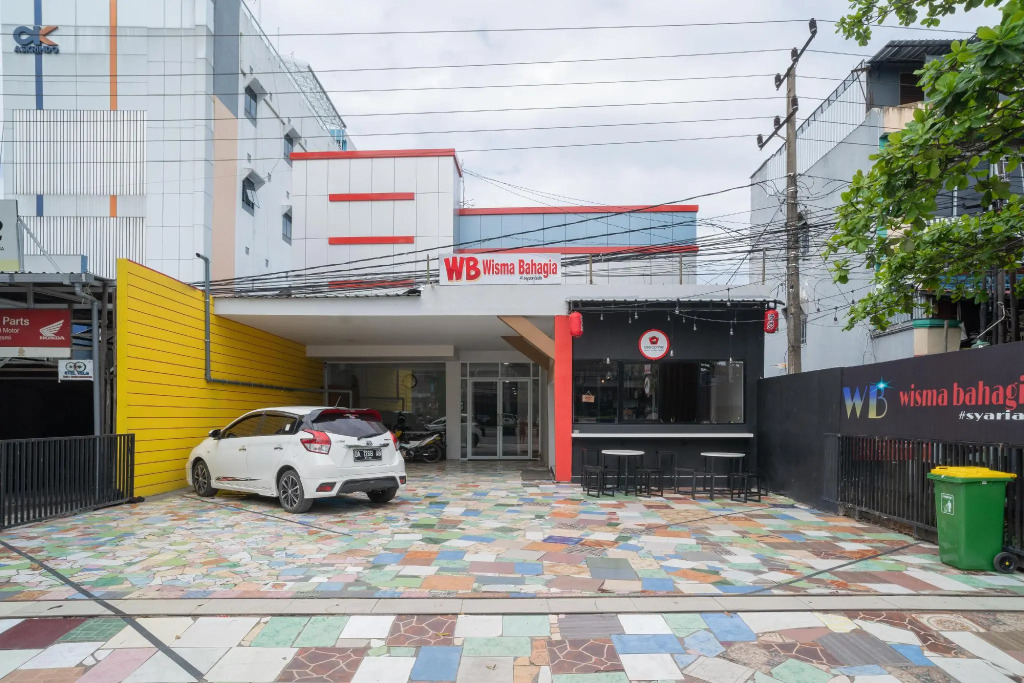 Wisma Bahagia by Reddoors