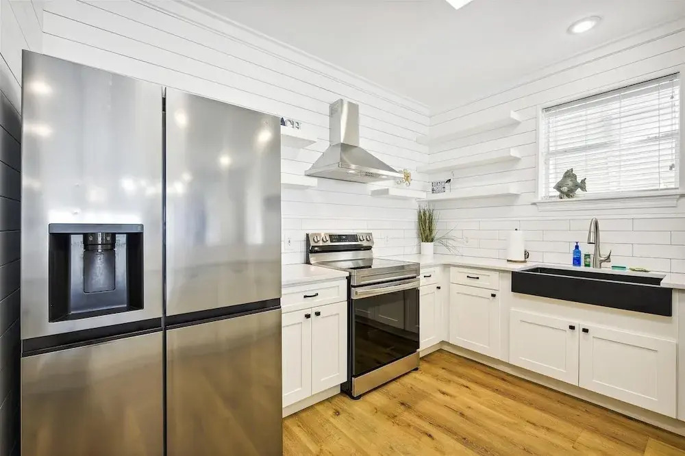 Just Beachy - 5 Bedroom Beach Front Home! Sleeps 20 Home by RedAwning