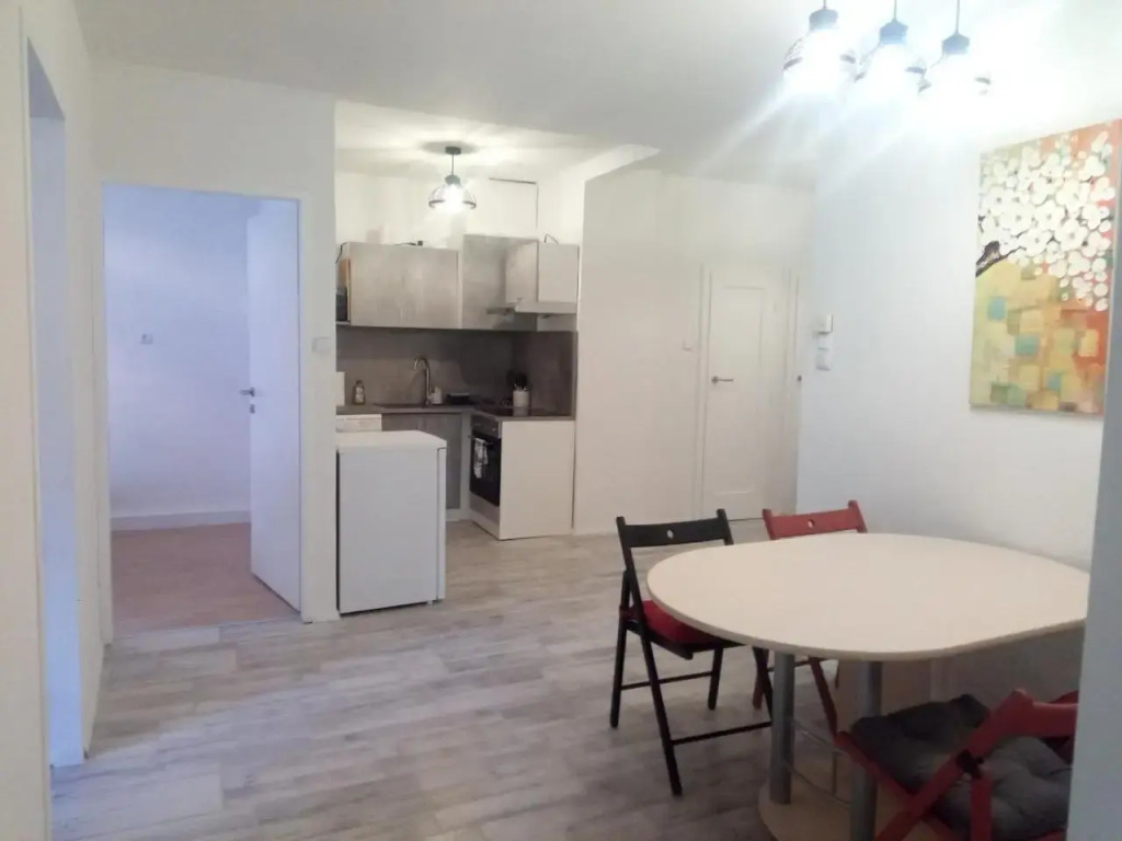 Nr.1 Perfect 3 bedrooms Near To Main Train Station