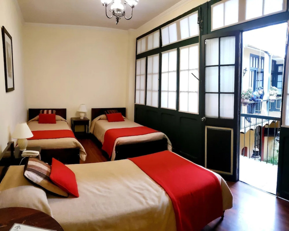 Hotel Naira