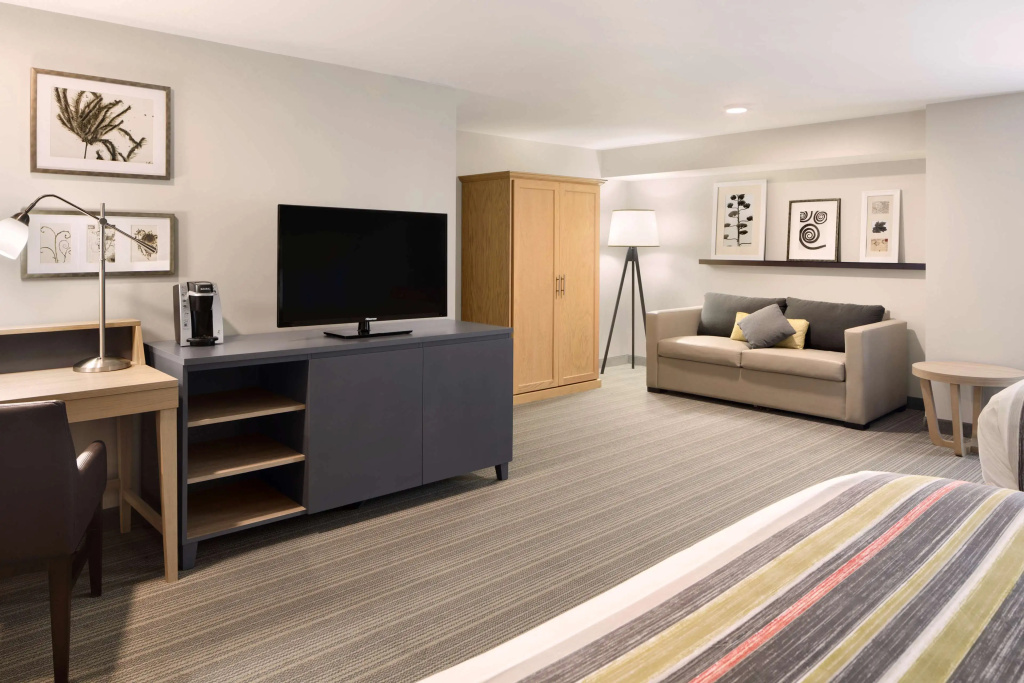 Country Inn & Suites Downtown Convention Center by Radisson, Gatlinburg, TN