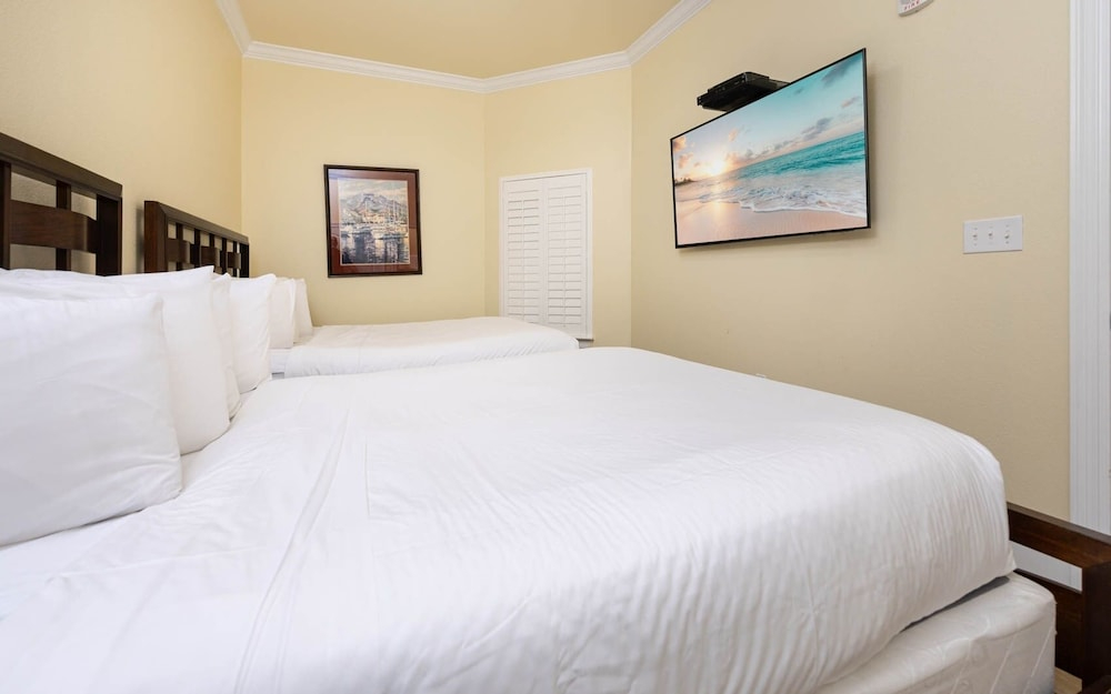 The Oasis 909 Formerly Phoenix West Ii 909 3 Bedroom Condo