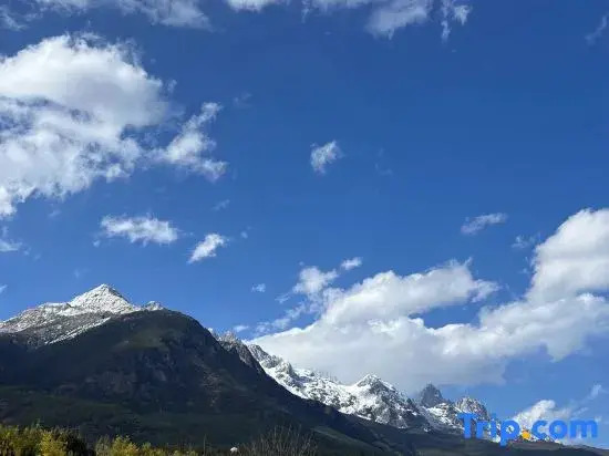 Lijiang Snow Mountain House View Courtyard (Baisha Ancient Town Branch)