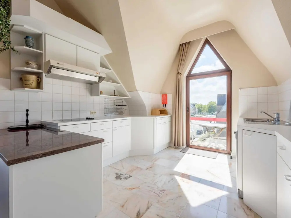 Apartment in Koksijde near the Beach