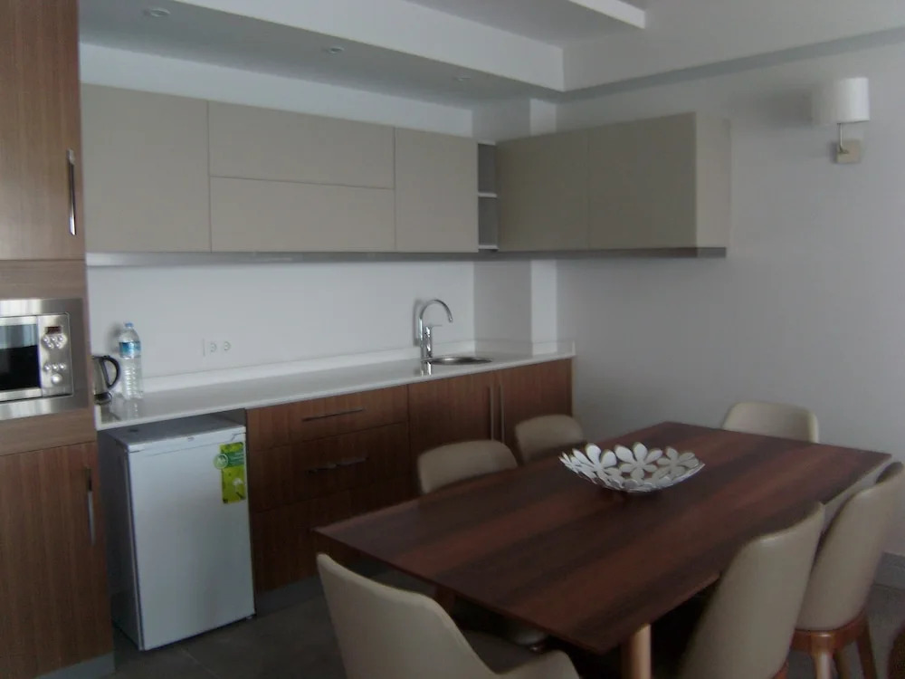 Marina Suites & Spa