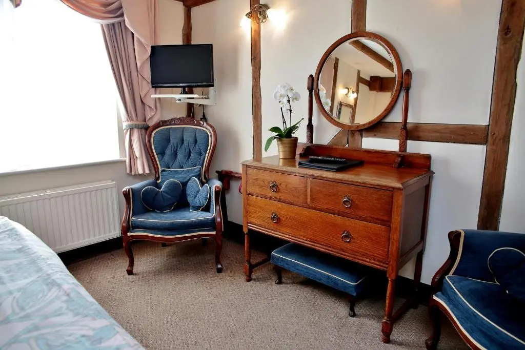 The Inglenook Hotel