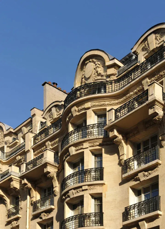 CMG Tour Eiffel 75