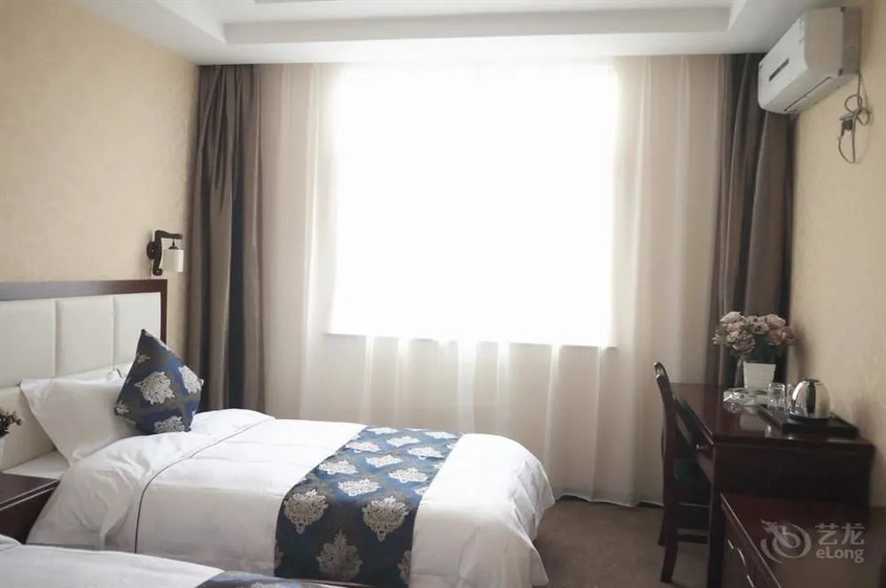 July Hotel