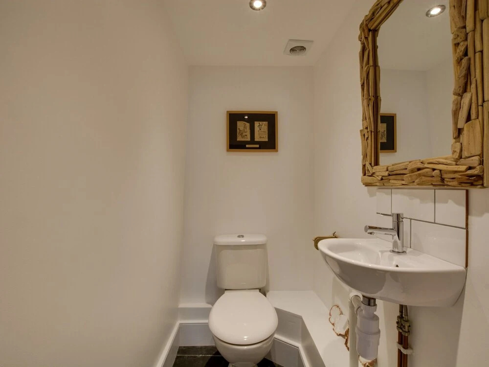 Lovely Holiday Home in Saint Agnes With Garden