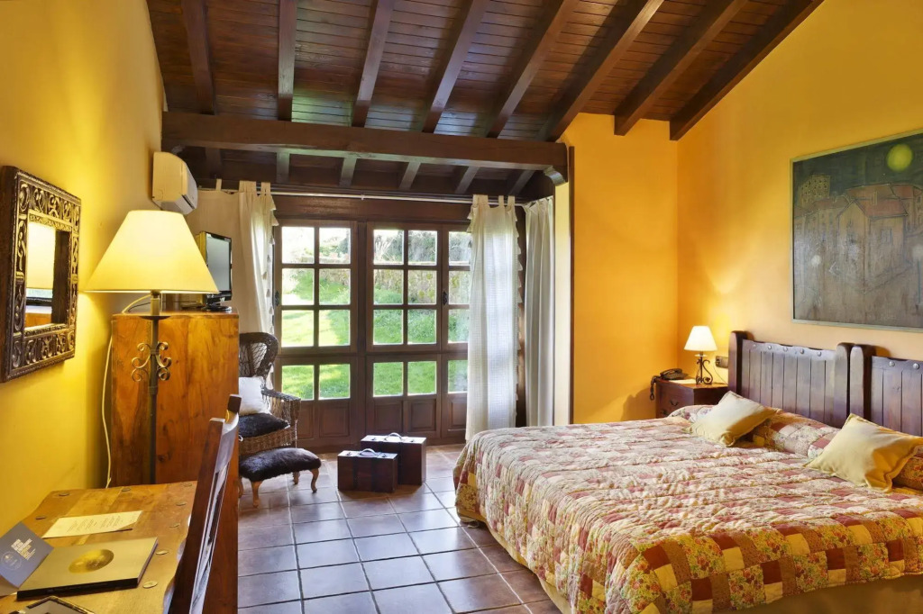 Hotel La Corte de Lugás